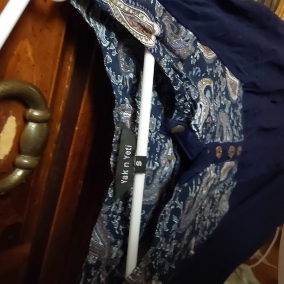 Tank top - Picture 2 of 2